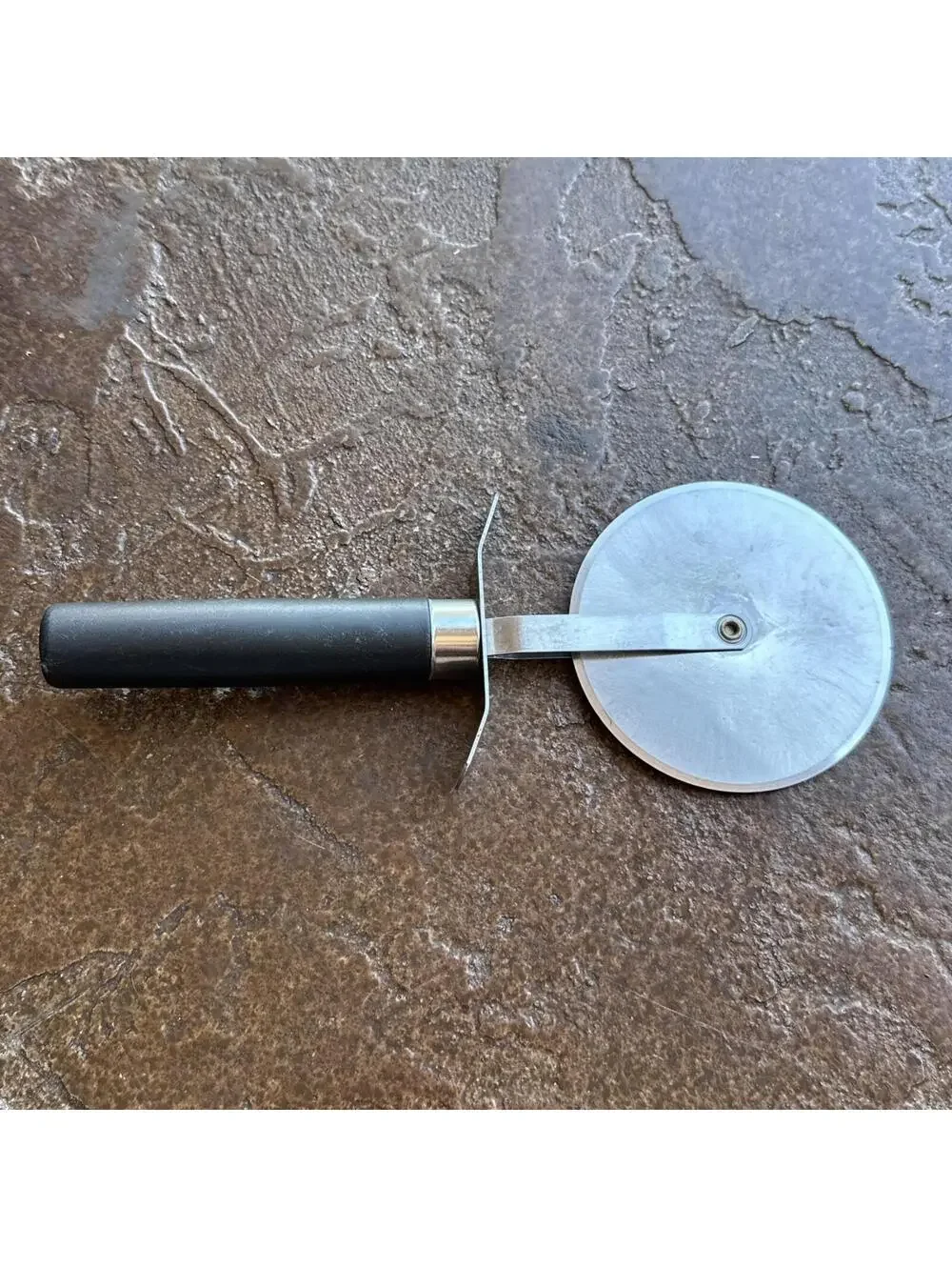 Pampered Chef Pizza Cutter Stainless Steel with Blade Cover - Retired